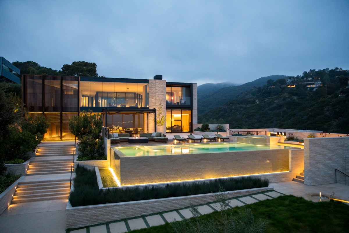 What Should First-Time Buyers in California Know Before Making an Offer?