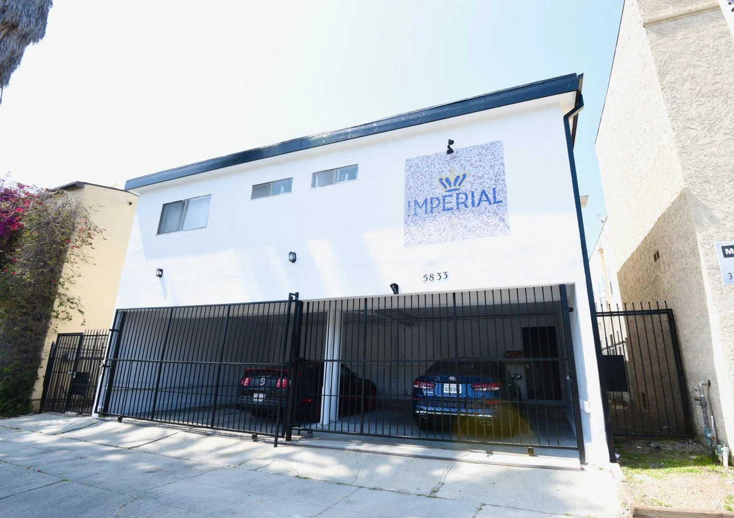 5833 Gregory Ave